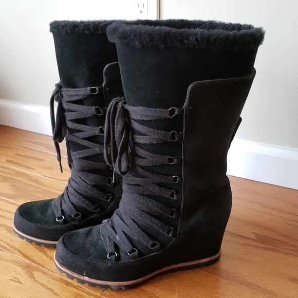 Ugg boots - Picture 1 of 4